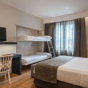 Familie Kamer met een King Size Bed